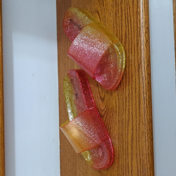 Just Be women's sandals red and yellow sparkles size 7 - Picture 4 of 6